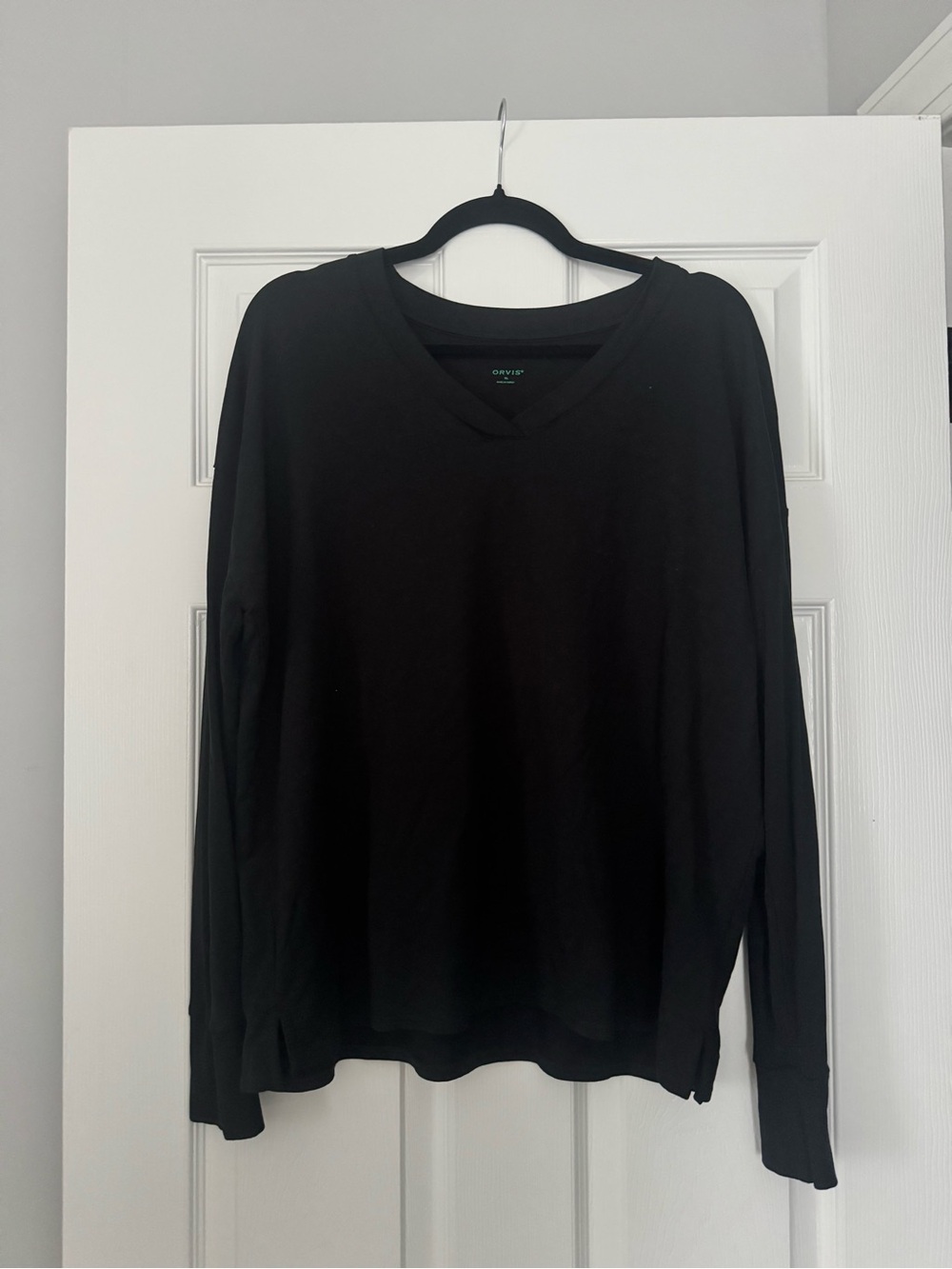 Orvis Black V-Neck Long Sleeve Women's Tee